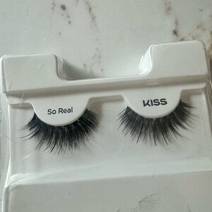 Kiss So Real Black Eyelashes